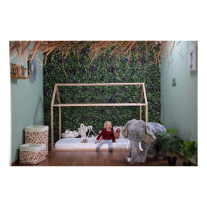 childhome bed huisje hout 90 x 200 cm naturel sfeer