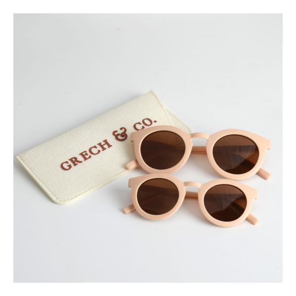 Licht roze zonnebril van Grech & Co