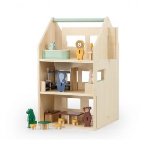 trixie wooden playhouse with accessories 2
